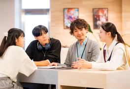 ＫＡＤＯＫＡＷＡ　マンガアカデミー　大学部　東京校