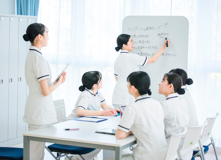 横浜未来看護専門学校の特長1