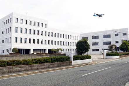 博多大学（仮称） 「教養棟」にて教養教育や教職課程を学ぶ